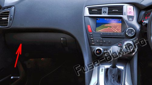 The location of the fuses in the passenger compartment (RHD): Citroen DS5 (2012-2016)